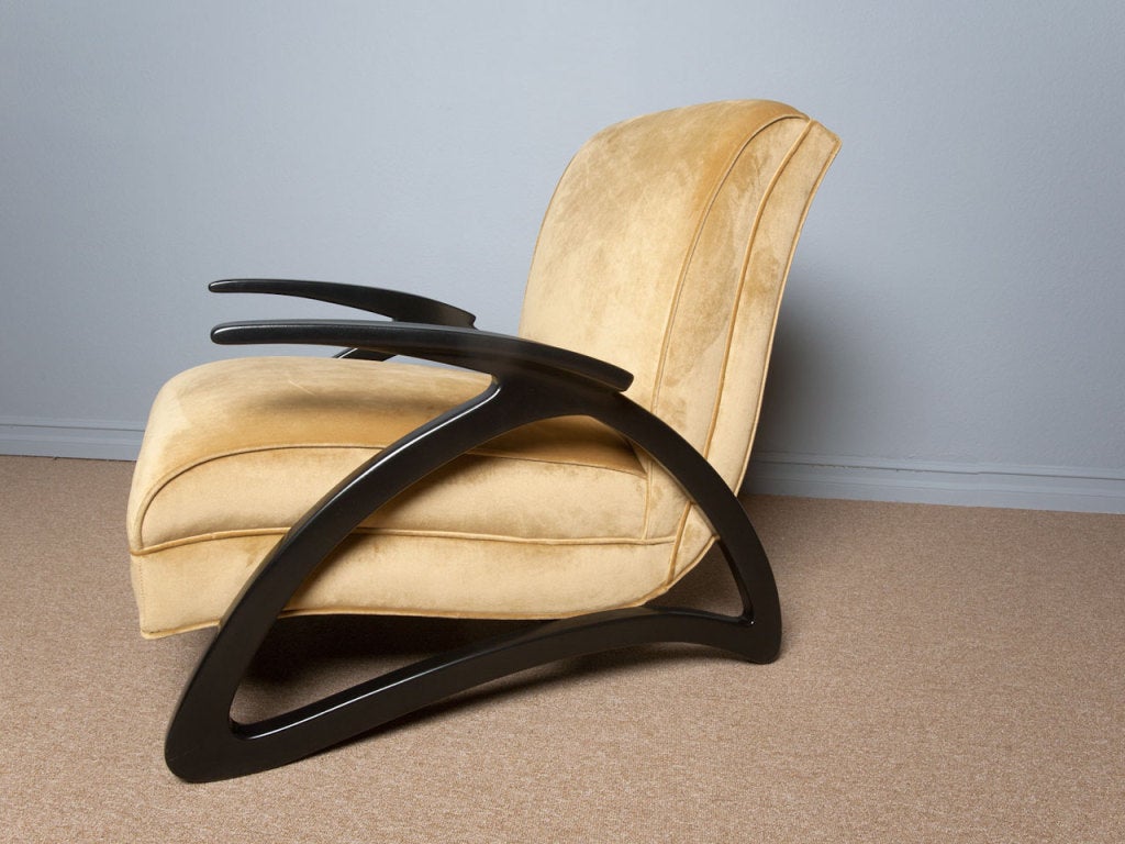 Elegant Sculptural Lounge Chair at 1stdibs