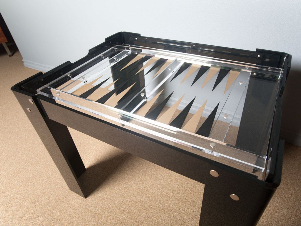 Black and clear lucite backgammon game table 3
