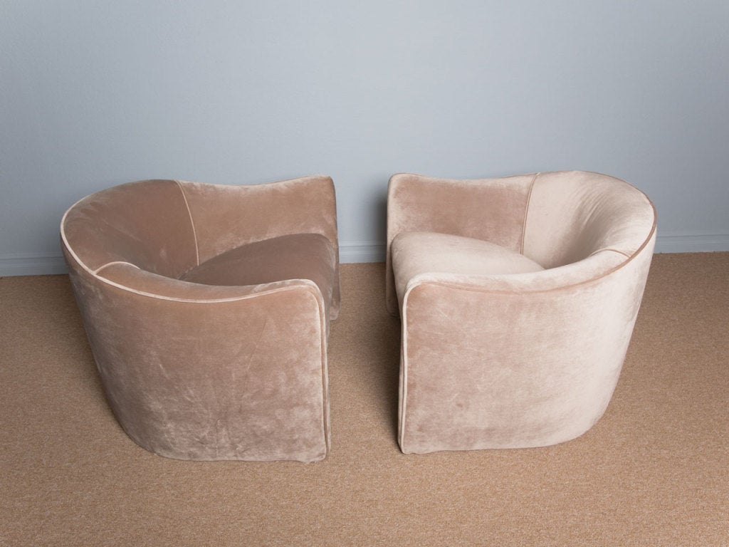 Pair of 1970's lounge chairs by METROPOLITAN