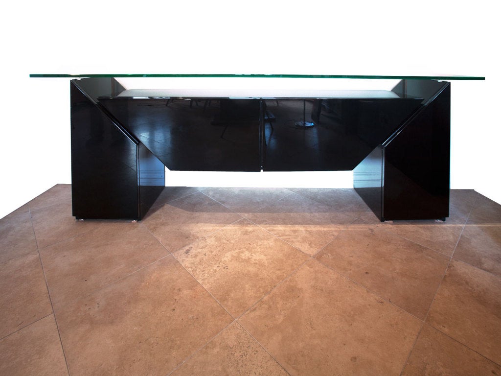 Sleek Black Lacquered Sideboard by Gorgoni Luigi 1983 2