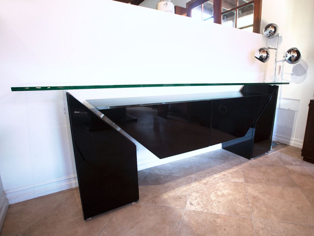 Sleek Black Lacquered Sideboard by Gorgoni Luigi 1983 3