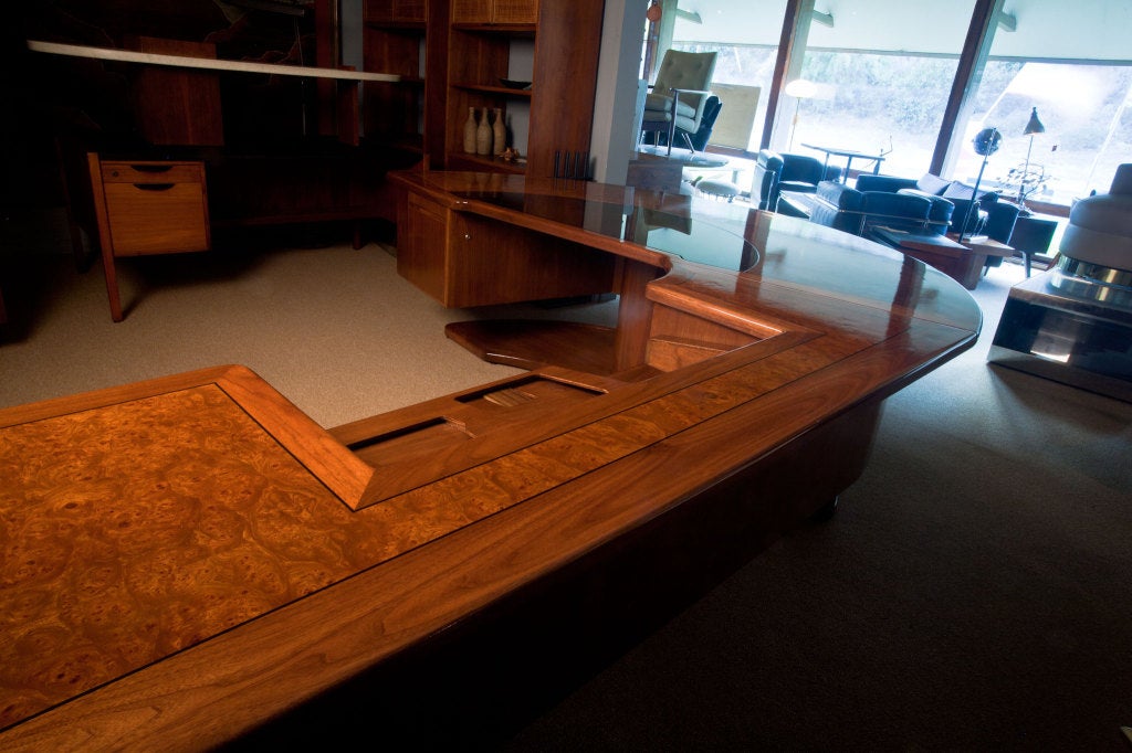 Executive Desk W/ Return By Maurice Baily Of Monteverde Young 3