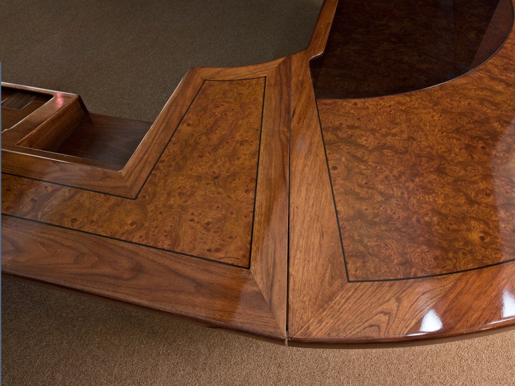 Executive Desk W/ Return By Maurice Baily Of Monteverde Young In Excellent Condition In San Juan Capistrano, CA