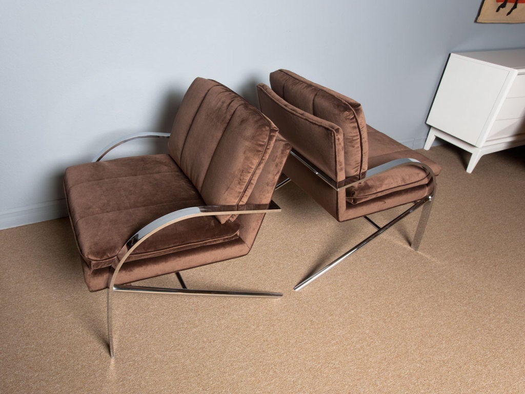 Modern Pair of Arco Lounge Chairs in the style of Paul Tuttle