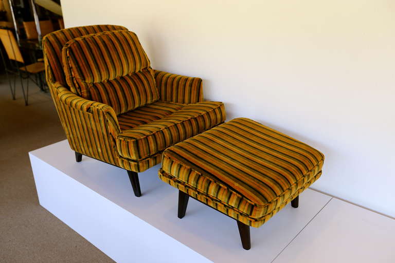 Lounge Chair and Ottoman by Roger Sprunger for Dunbar 3