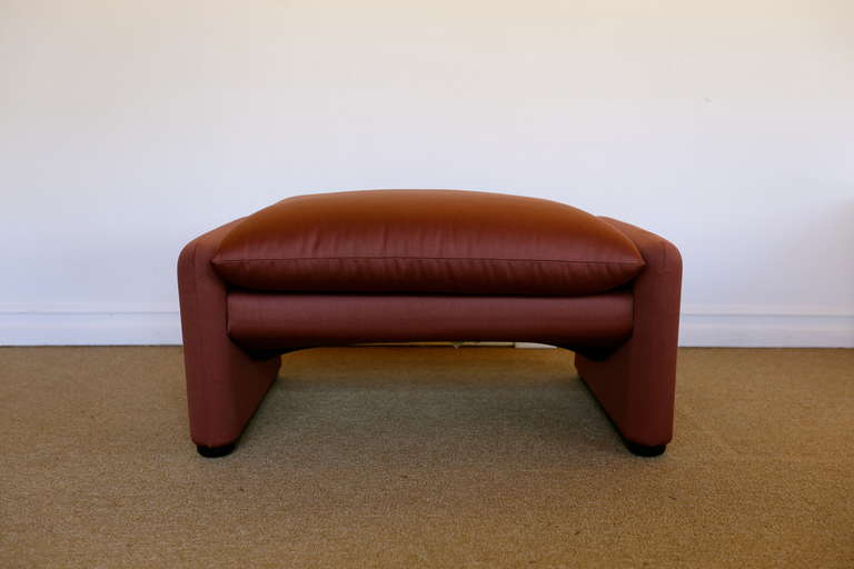 Ottoman by Vico Magistretti for Cassina. In Excellent Condition In Costa Mesa, CA