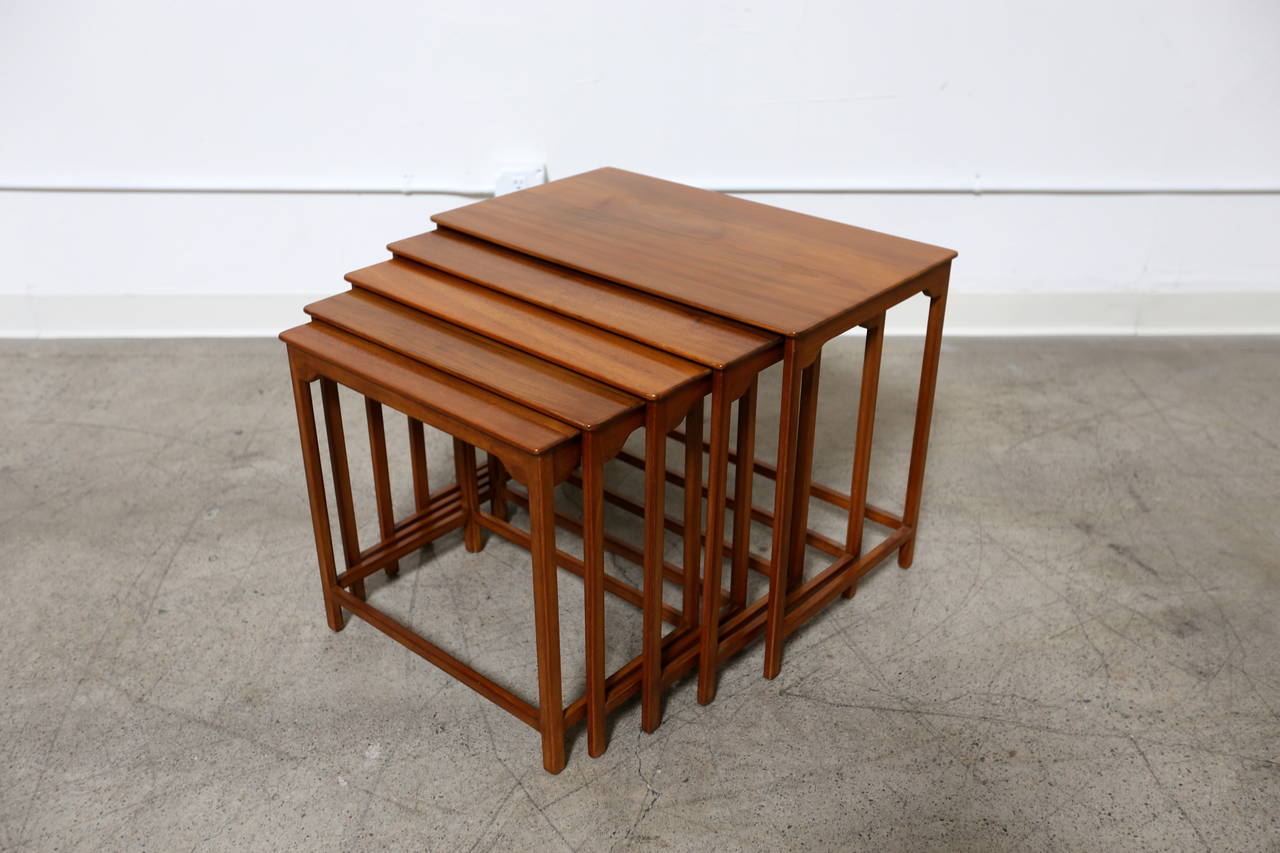 Nesting Tables by Edward Wormley for Dunbar In Good Condition In Costa Mesa, CA