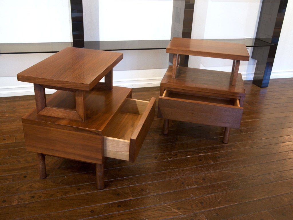 Mid-20th Century Pair Of Walnut Nightstands By Merton Gershun