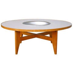 Coffee table with planter by George Nelson for Herman Miller