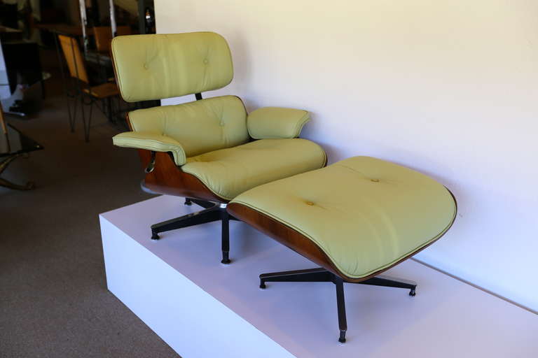 Pistachio Green Leather and Rosewood Lounge Chair by Charles Eames In Excellent Condition In Costa Mesa, CA