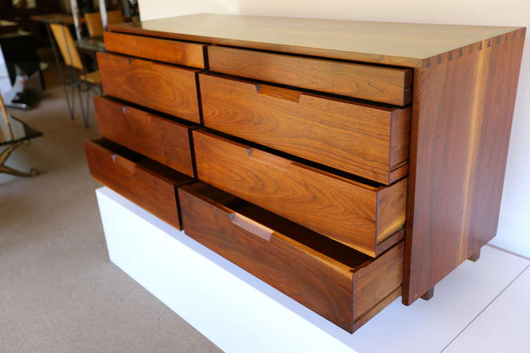 Walnut Dresser by George Nakashima 1