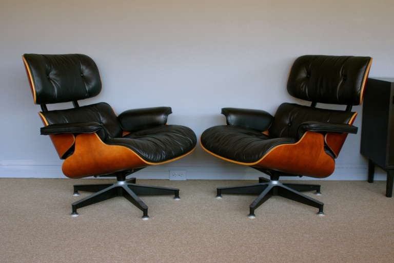 Pair Of Eames Lounge Chairs W/ Ottomans For Herman Miller 3