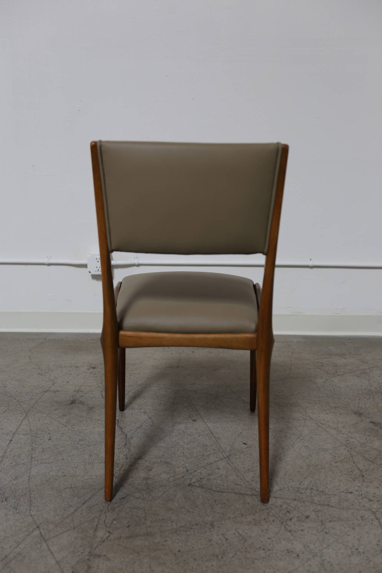 Mid-Century Modern Set of Six Sculptural Italian Dining Chairs by Carlo de Carli