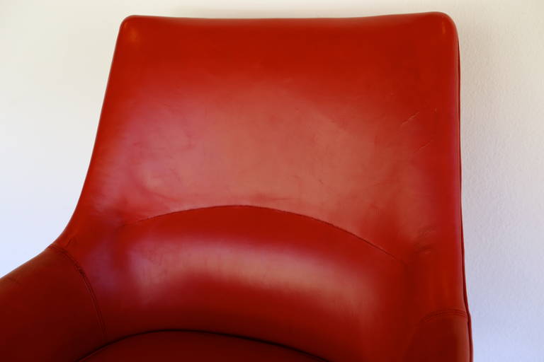 High Back Leather Swivel Lounge Chair by Jens Risom 1