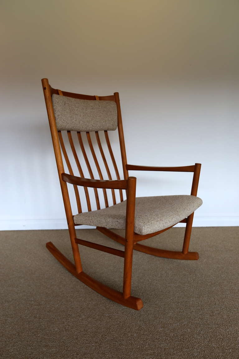 Mid-Century Modern Teak Rocking Chair Designed by Hans Wegner