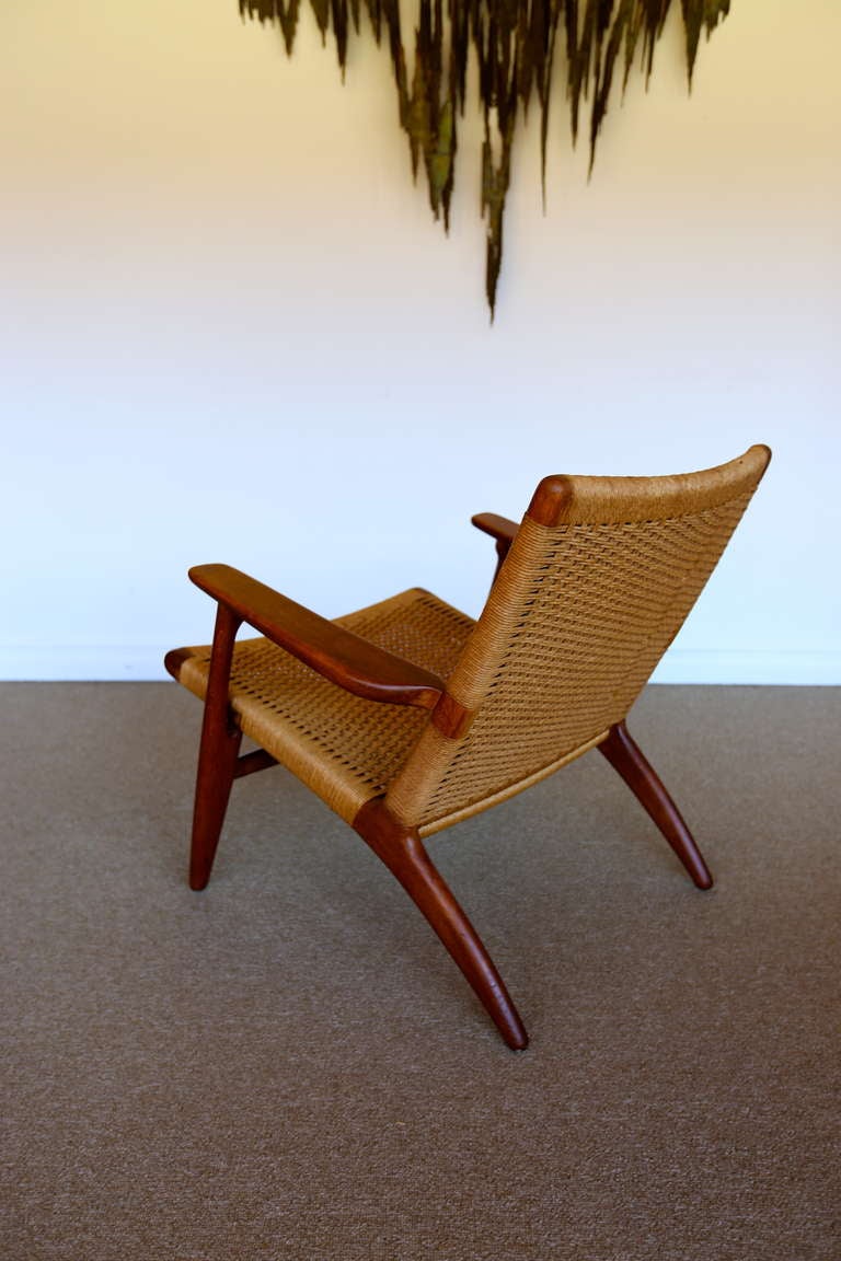 Danish CH 25 Lounge Chair by Hans Wegner for Carl Hansen