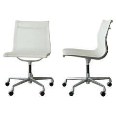 Pair of Eames Aluminum Group Chairs for Herman Miller