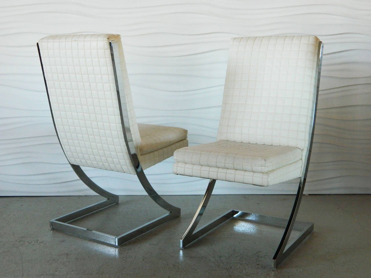 Milo Baughman Chrome Z Dining Chairs for DIA In Good Condition In Baltimore, MD