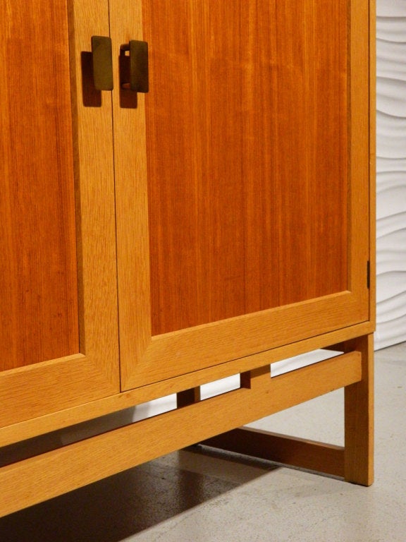 Swedish Mid-Century Modern Linen Press In Good Condition For Sale In Baltimore, MD