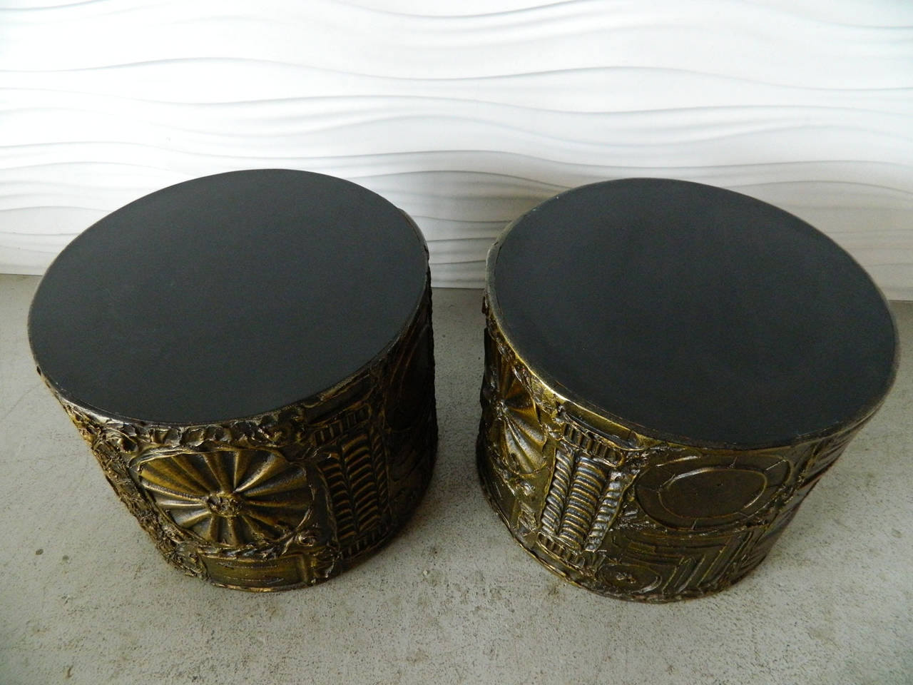 Pair of Paul Evans-Style Brutalist Drum Tables by Adrian Pearsall In Good Condition In Baltimore, MD