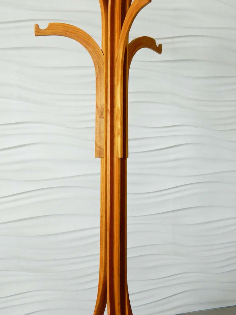 Solid Teak Bentwood Coat Stand In Good Condition For Sale In Baltimore, MD