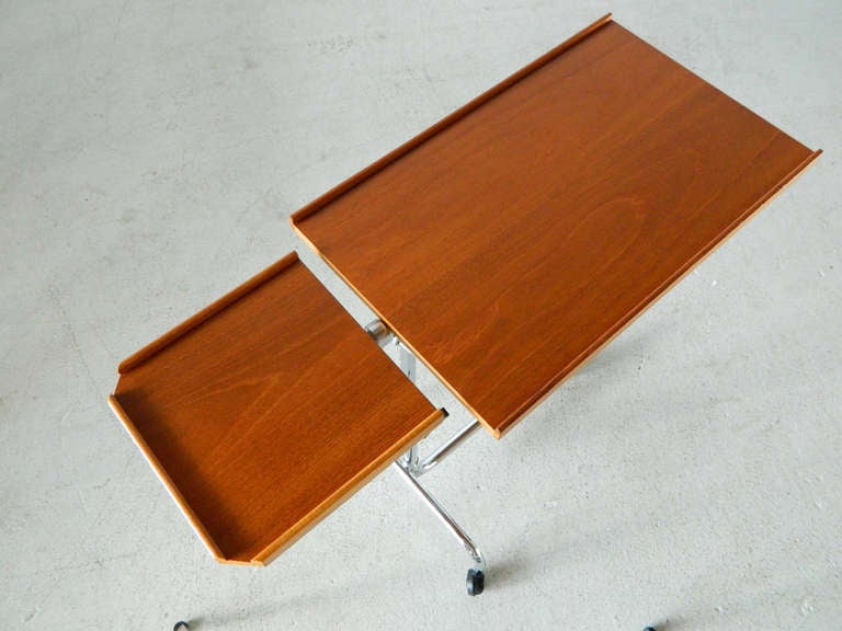 Danish Modern Teak Rolling Tray Table In Good Condition In Baltimore, MD