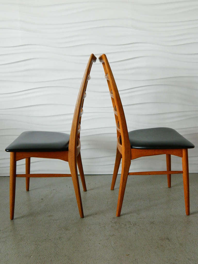 Sycamore Set of 12 Koefoeds Hornslet Teak Chairs