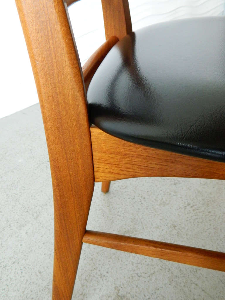 Set of 12 Koefoeds Hornslet Teak Chairs 3