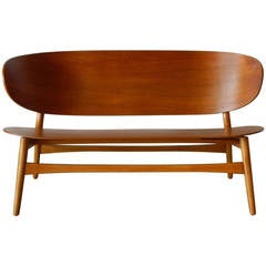 Hans Wegner Shell Settee