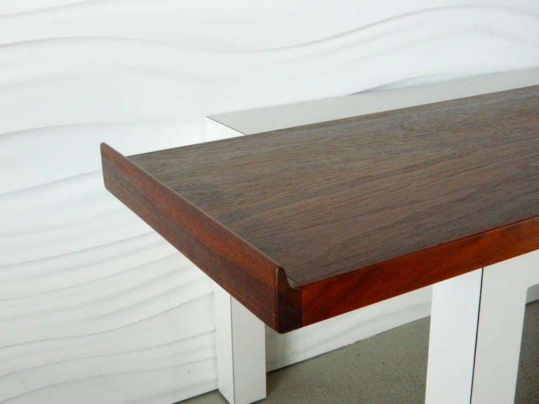 20th Century American Mid-Century Modern Floating Shelf Console