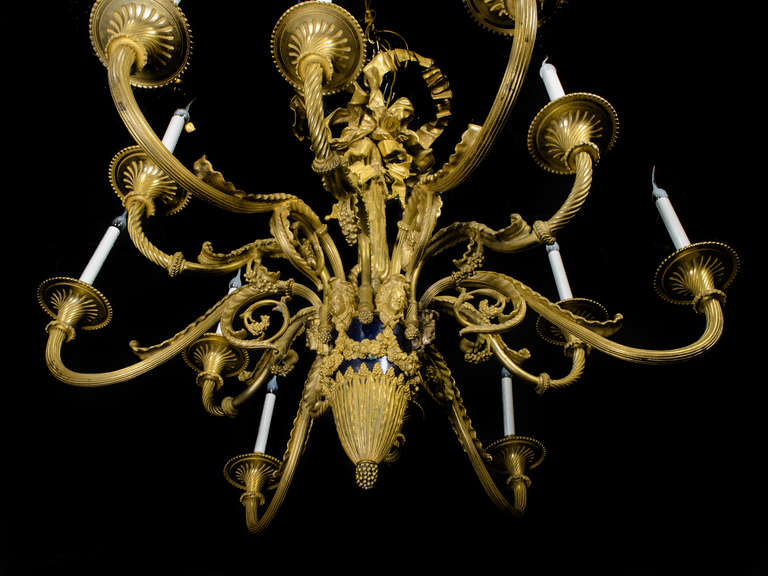 Large and Palatial Antique French Louis XVI Gilt and Patinated Bronze Chandelier 19th Century For Sale 4