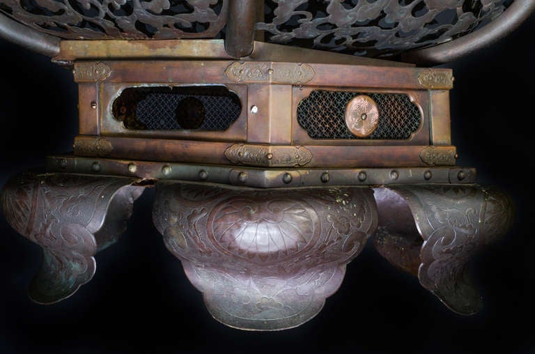 A Large & Spectacular Antique Chinese Bronze Pagoda Form Lantern Chandelier For Sale 4