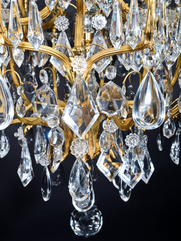 A Large Antique Baccarat Gilt Bronze & Cut Crystal Chandelier For Sale 1