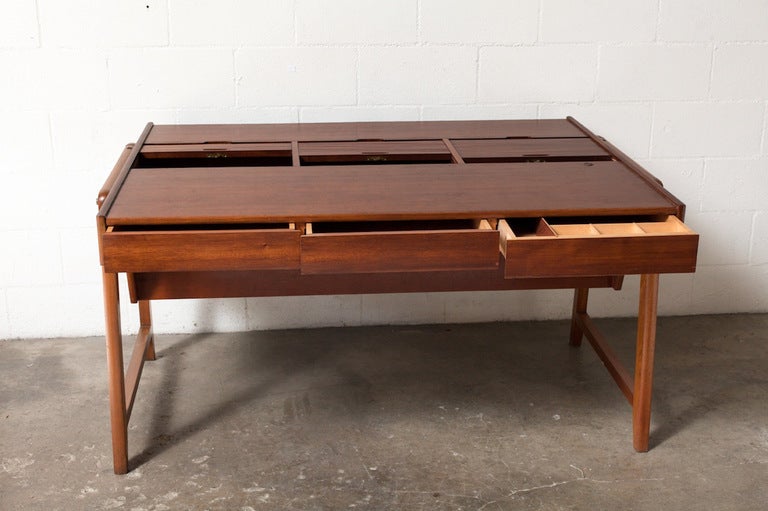 Dutch Extravagant Professional Desk with Tambourd Top File Cabinets