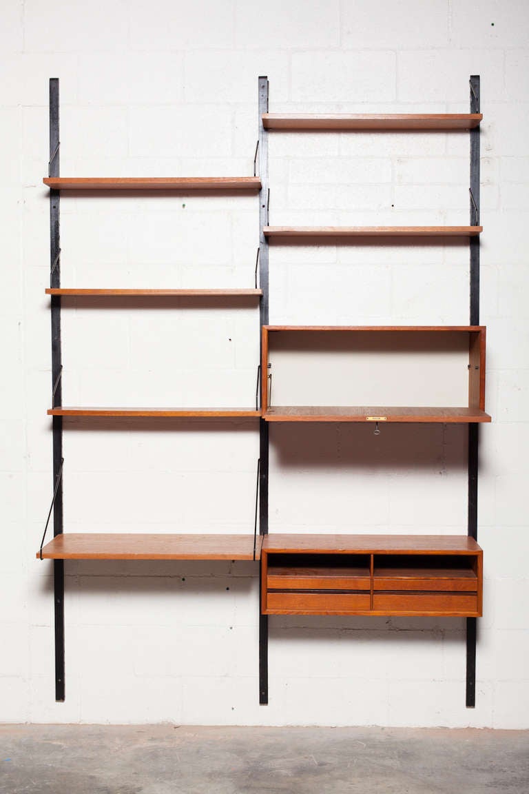 Poul Cadovius Royal Shelving System