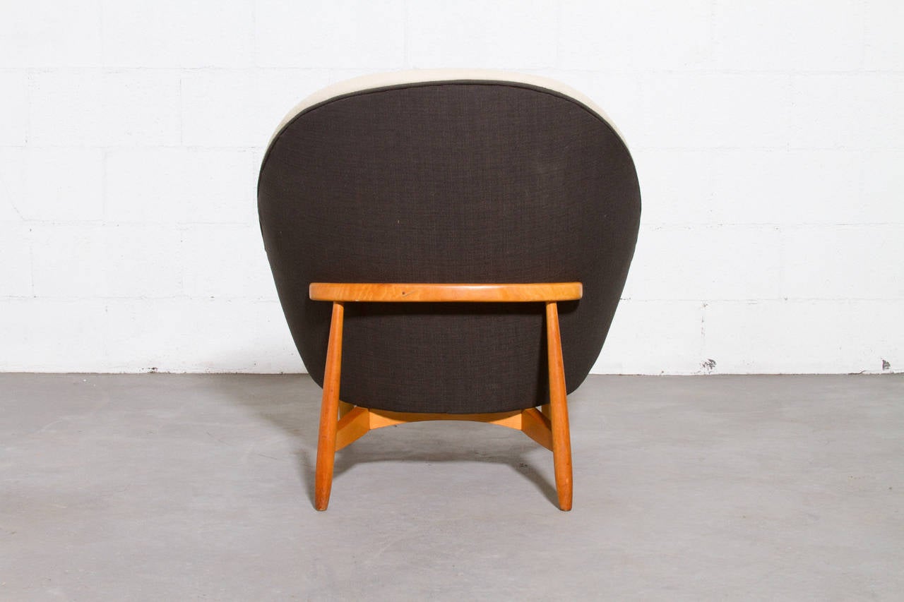 Theo Ruth for Artifort Model 115 Small Lounge Chair In Good Condition In Los Angeles, CA