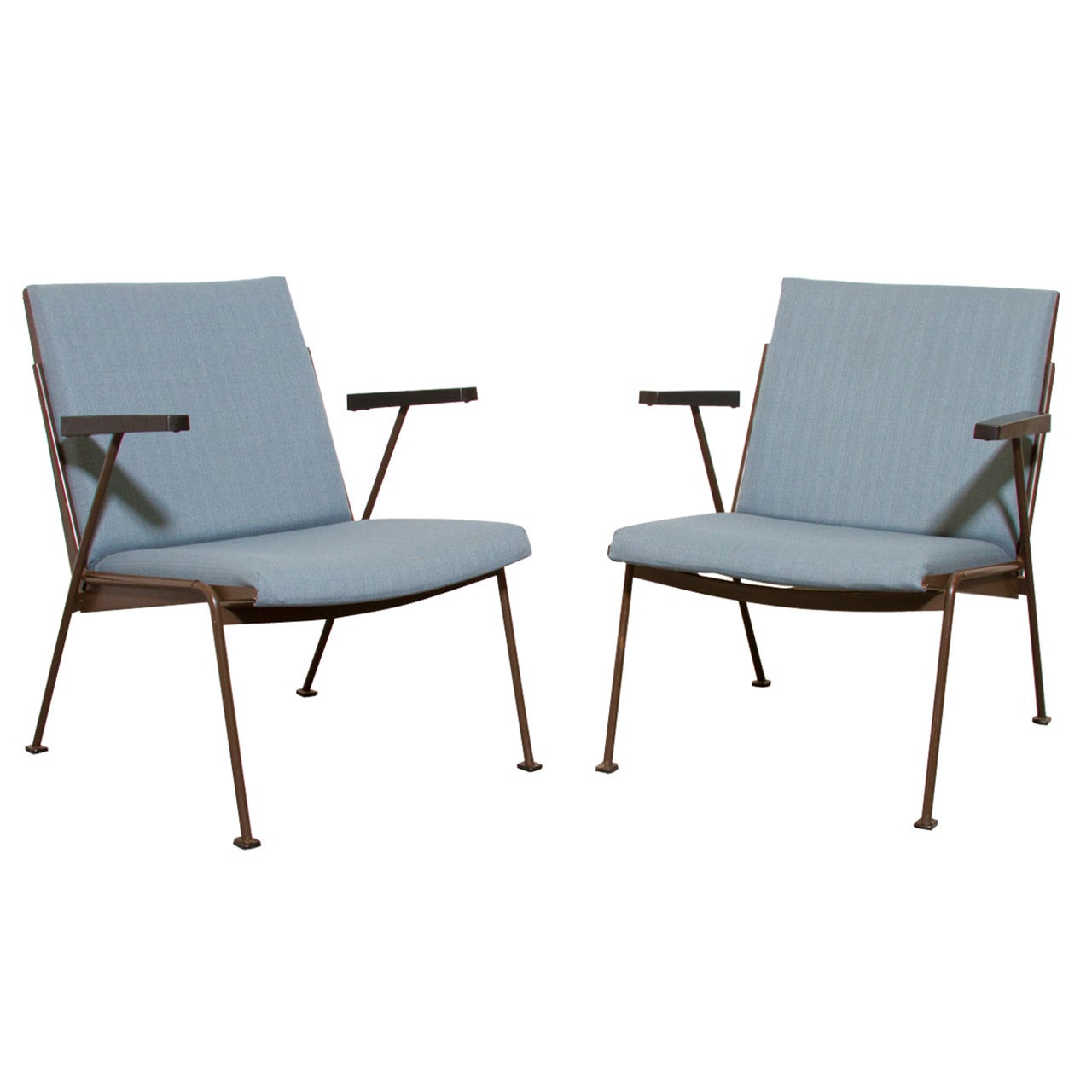 Pair of Wim Rietveld for Ahrend de Cirkel 1407 Oase Chairs