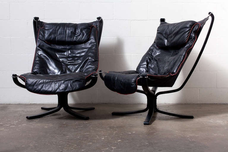 Pair of Falcon Chairs by Sigurd Kesell for Vatne Mobler