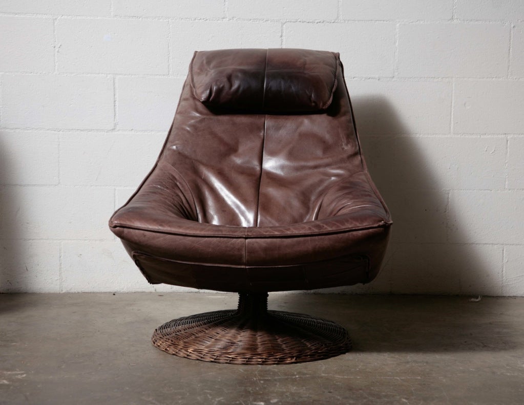 Dutch Gerard van den Berg Leather Swivel Lounge Chair