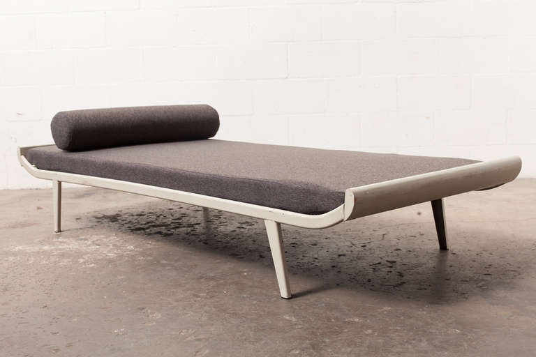 A.R. Cordemeijer "Kleopatra" Tagesbett für Auping