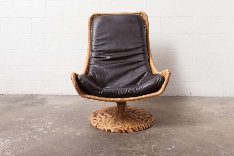 Mid-Century Modern Gerard Van Den Berg Leather and Rattan Lounge Chair