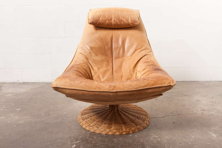 Mid-Century Modern Gerard Van Den Berg Delantra Leather and Rattan Lounge Chair