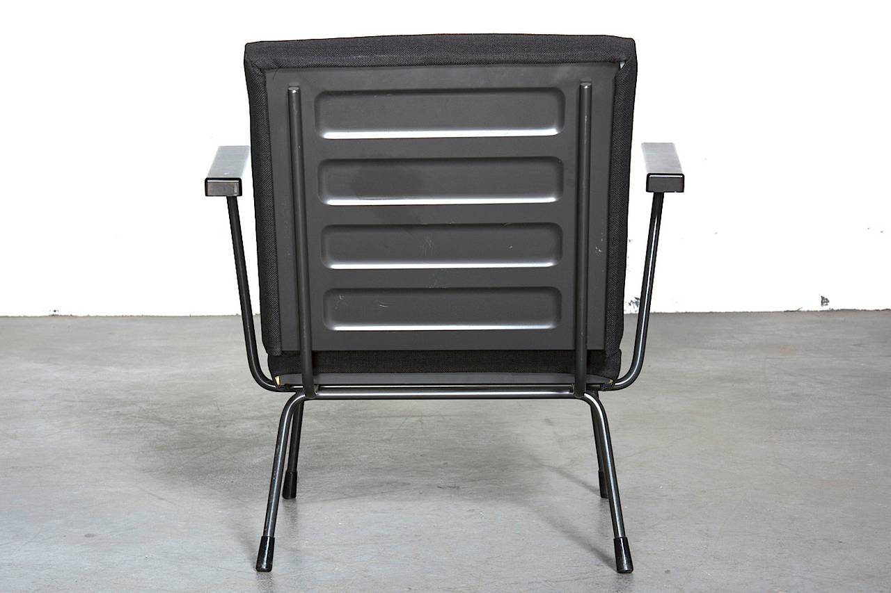 Enameled Wim Rietveld 1401 Lounge Chair for Gispen in Black
