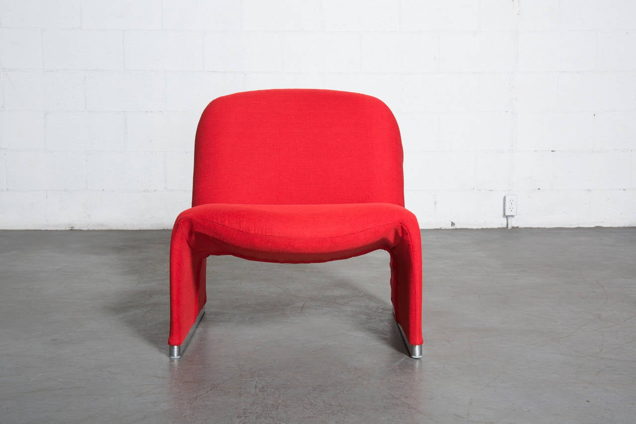 Mid-Century Modern Pair of Red Piretti Alky Lounge Chairs for Castelli