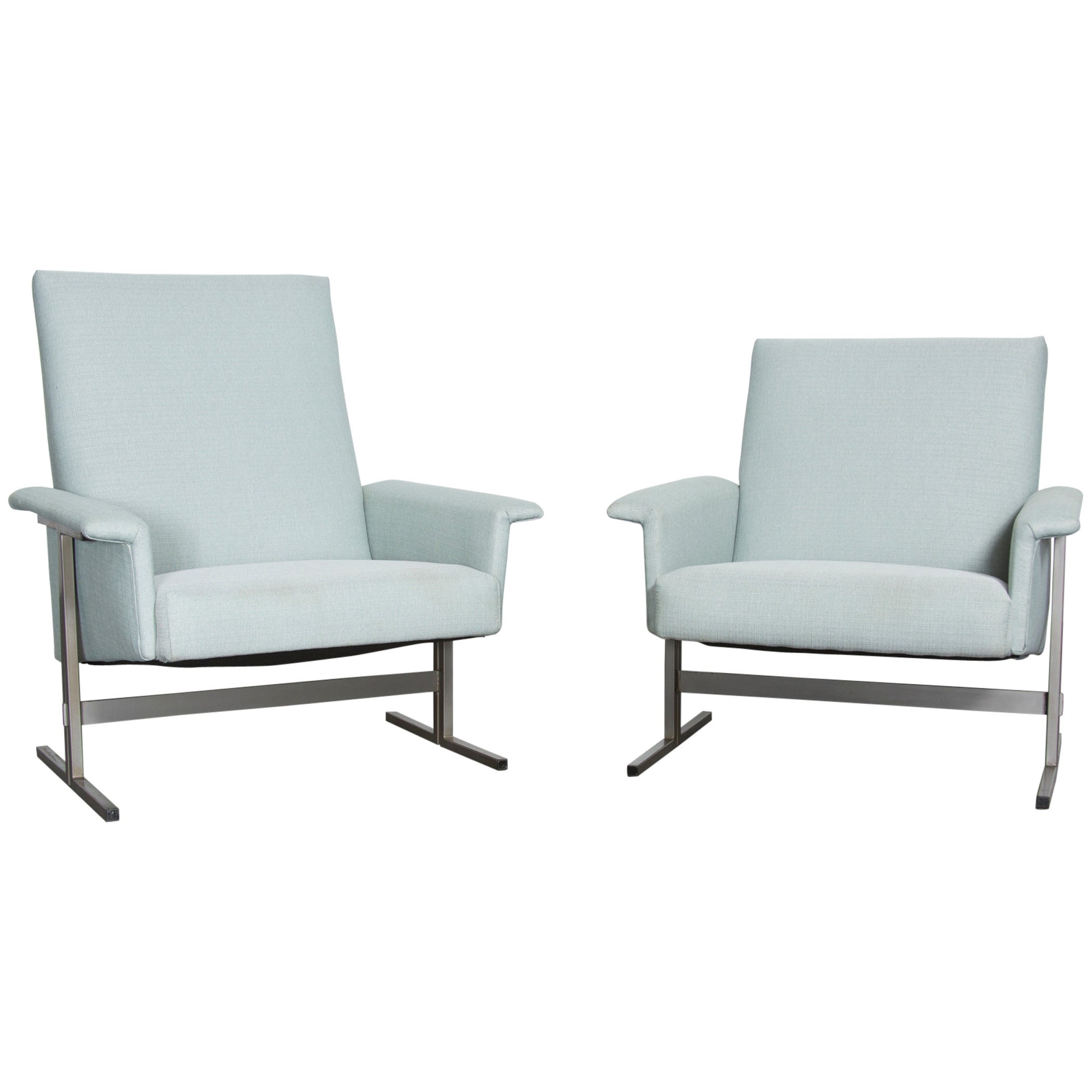 Pair of His and Her Kjaerholm Style Lounge Chairs