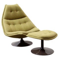 Geoffrey Harcourt For Artifort Swivel Lounge Chair with Ottoman