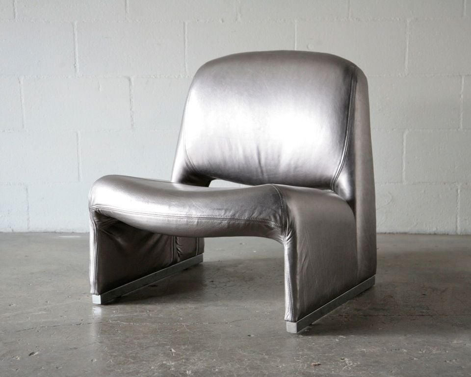 Castelli Alky Chair. Space Age Design with New Metallic Silver Leather Upholstery with Aluminum Hardware