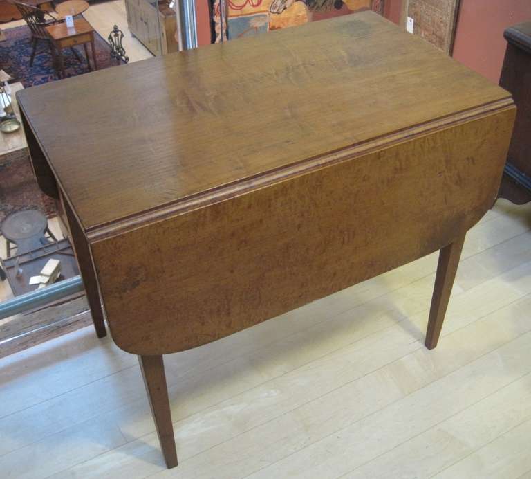 Cherry Hepplewhite Drop-Leaf Table