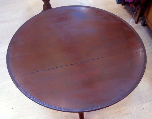 American Queen Anne Tilt-Top Tea Table