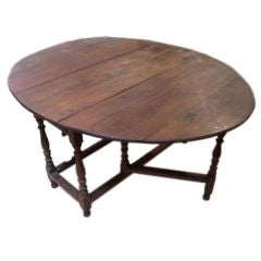 Rare American William & Mary Gateleg Table